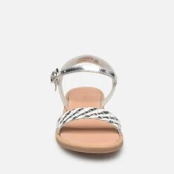 Baskets Modeparigirly ArgentMod8 Fille Parigirly Argent 9 Baskets Modeparigirly ArgentMod8 Fille Parigirly Argent -Magasin De Chaussures De Mode 1094801 4
