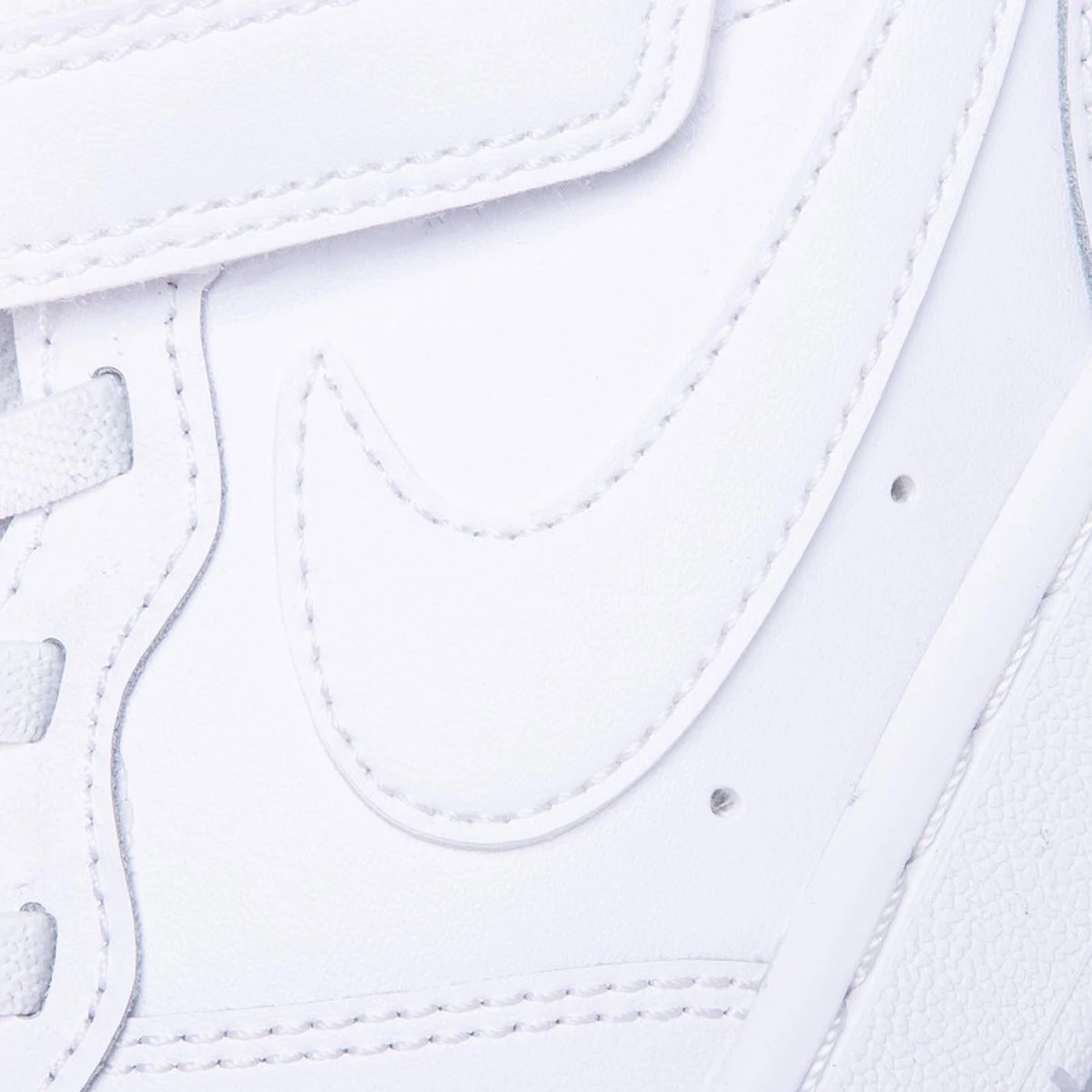 Baskets Modecourt Borough Low 2 BlancNike Fille Court Borough Low 2 Blanc 6 Baskets Modecourt Borough Low 2 BlancNike Fille Court Borough Low 2 Blanc – Image 6