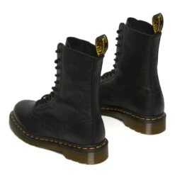 Dr. Martens Bottines1490 Virginia NoirDr Martens Femme 1490 Virginia Noir -Magasin De Chaussures De Mode 1841601 4