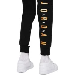 Survetements Garconjdb Black Gold Flc Pant NoirJordan Garcon Jdb Black Gold Flc Pant Noir -Magasin De Chaussures De Mode 2108701 3